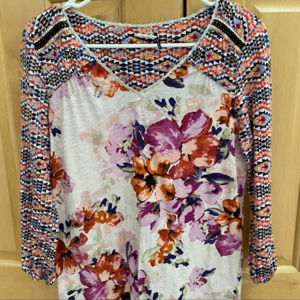 Anthropologie floral top by akemi and Kin
